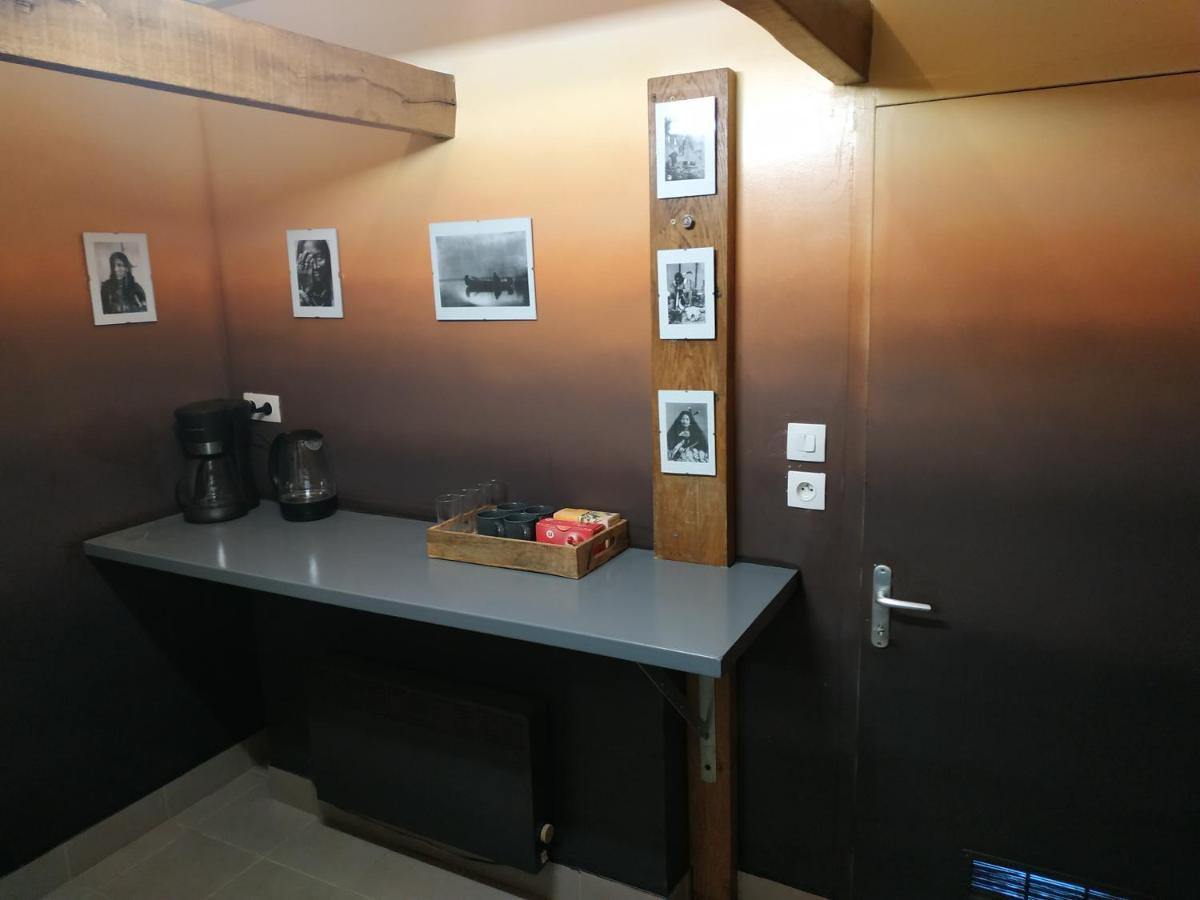 Thipi Khola Hotel Val-Couesnon ภายนอก รูปภาพ